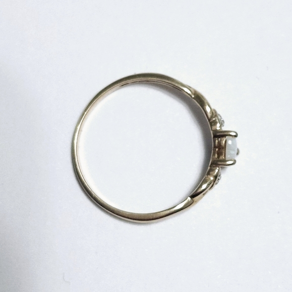 10K Gold Opal Heart ❤️ Ring size 7 - Picture 6 of 11